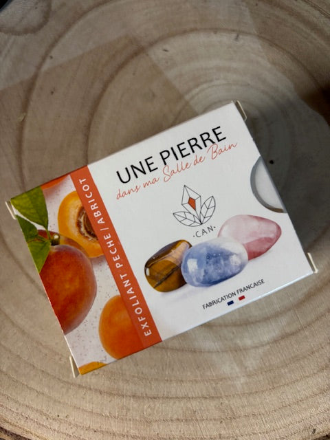 Savon Exfolient Pêche Abricot Pierre au centre