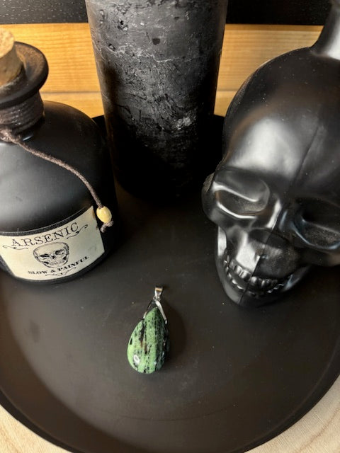 Pendentif Goutte  rubis Zoisite